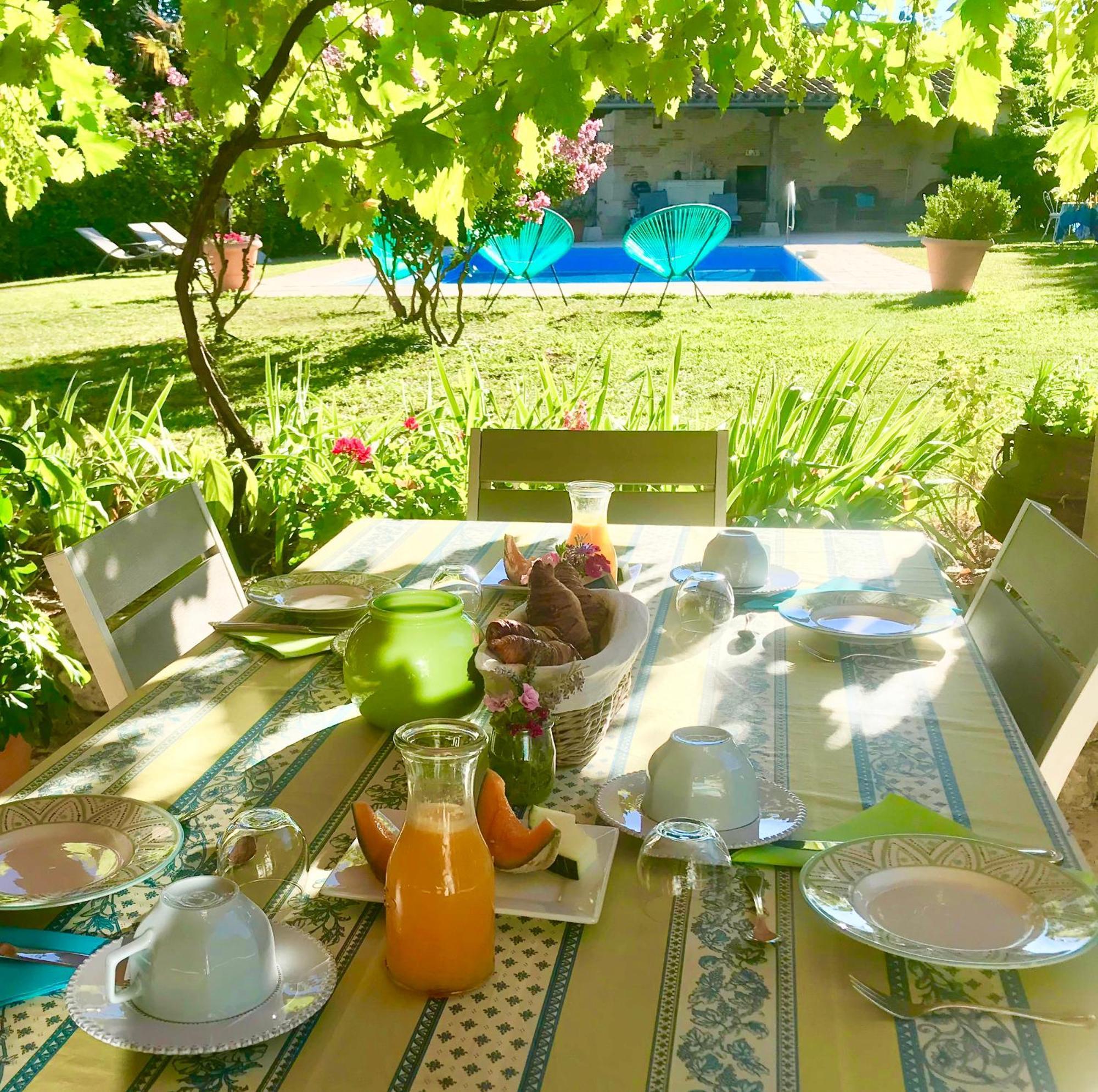Bed and Breakfast Le Relais Des Anges Mercuès Esterno foto