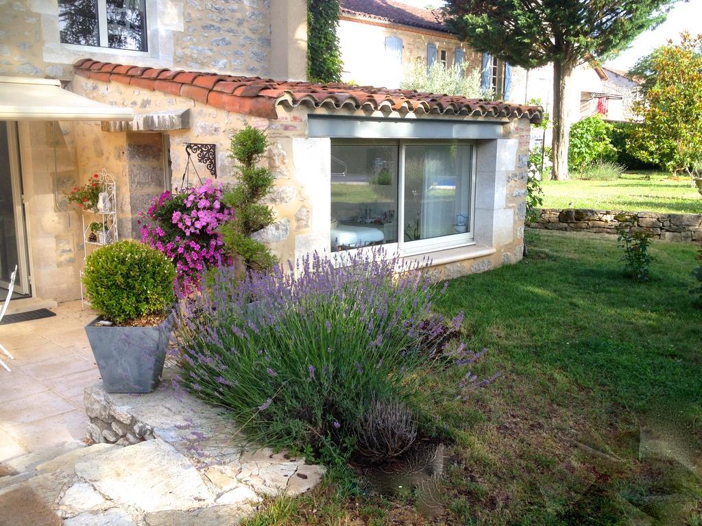 Bed and Breakfast Le Relais Des Anges Mercuès Esterno foto
