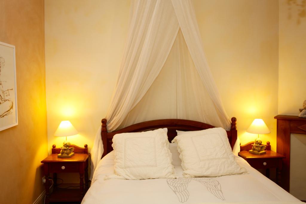 Bed and Breakfast Le Relais Des Anges Mercuès Esterno foto