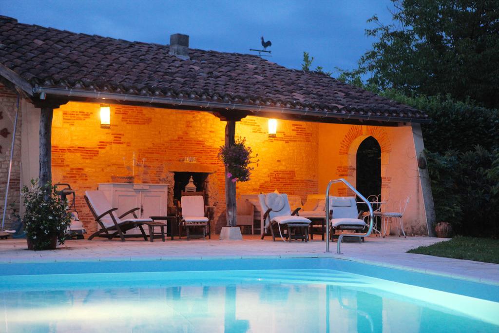 Bed and Breakfast Le Relais Des Anges Mercuès Esterno foto