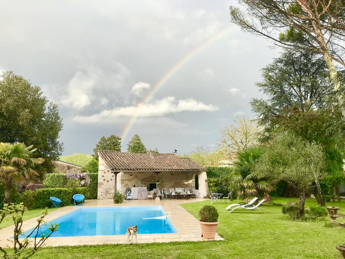 Bed and Breakfast Le Relais Des Anges Mercuès Esterno foto