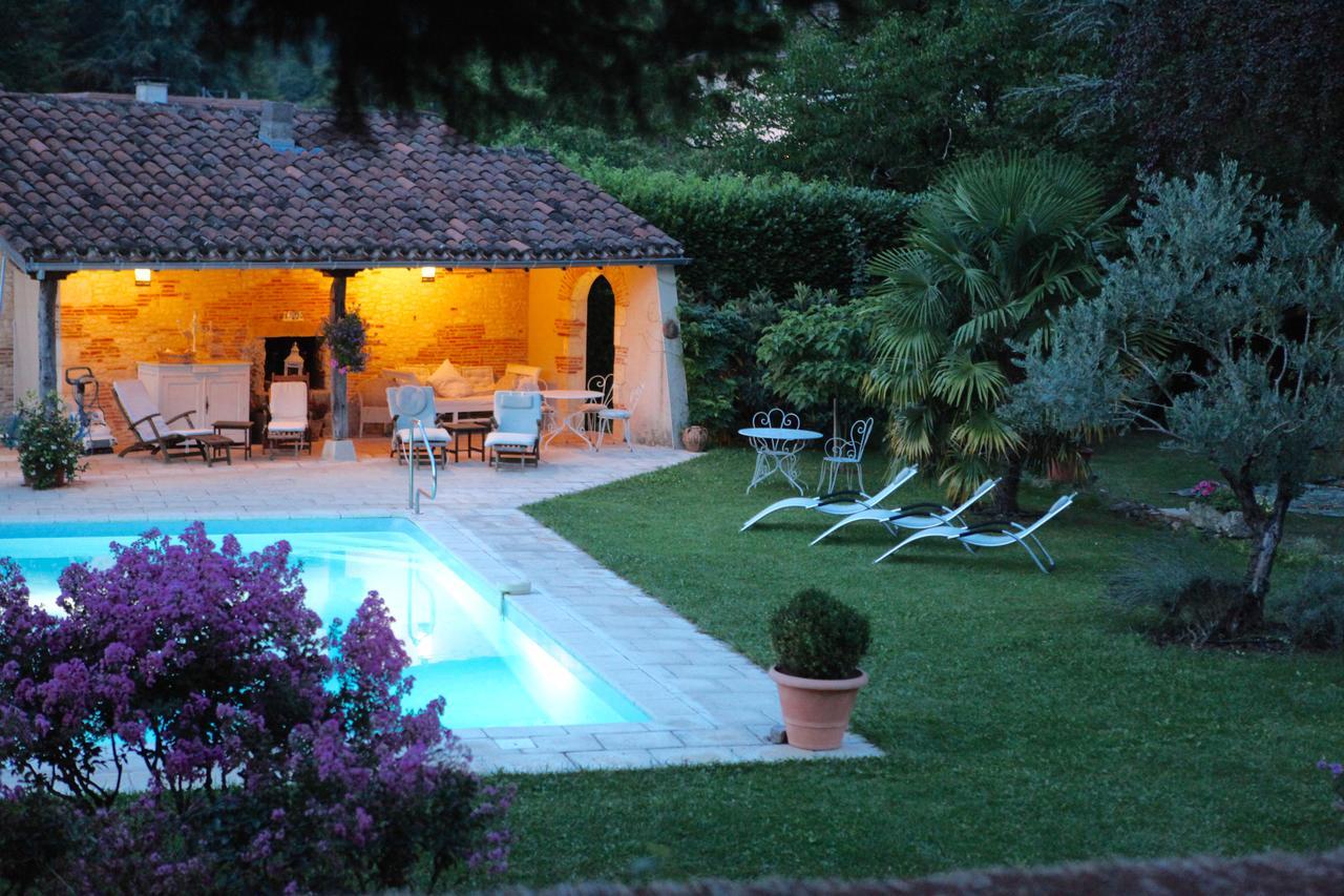Bed and Breakfast Le Relais Des Anges Mercuès Esterno foto